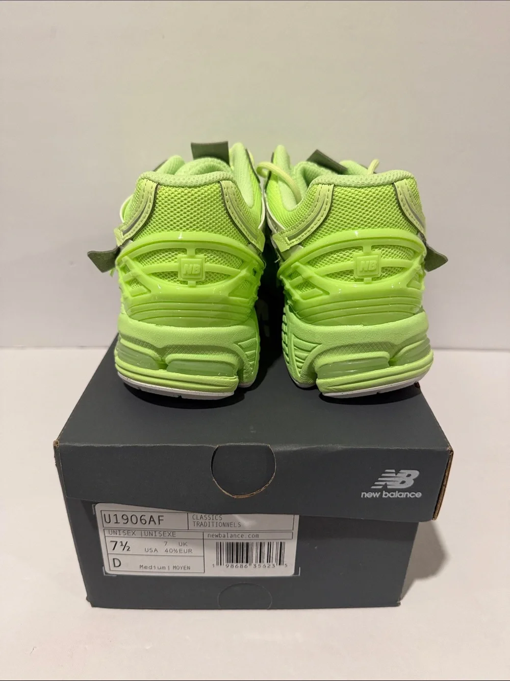 New Balance 1906A 'Mint Flash' Sz: 7.5 / 13 (U1906AF)